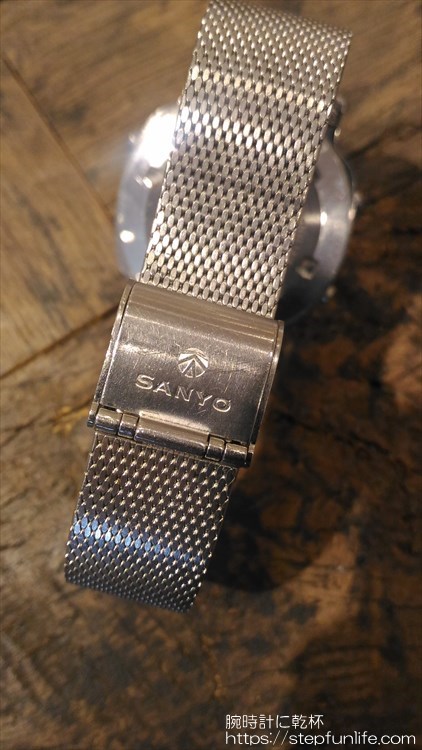 サンヨー デジタル時計　サンヨーの懐かしいロゴ