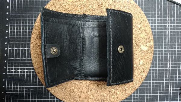 小型の3つ折り財布を自作する ホック取り付け完成