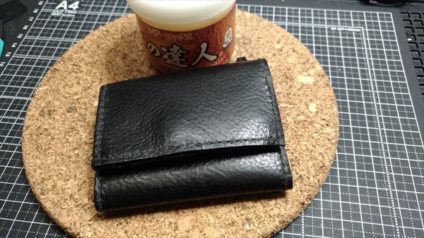 小型の3つ折り財布を自作する 革の達人