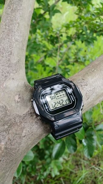 Gショックっぽい500円腕時計 イメージ2