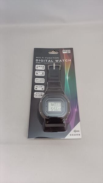 Gショックっぽい500円腕時計 パッケージ2