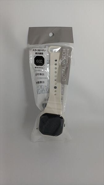 セリアデジタルウォッチパッケージ表